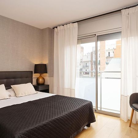 Modern Apartment Near Pl. Espana Barcelona Exterior photo