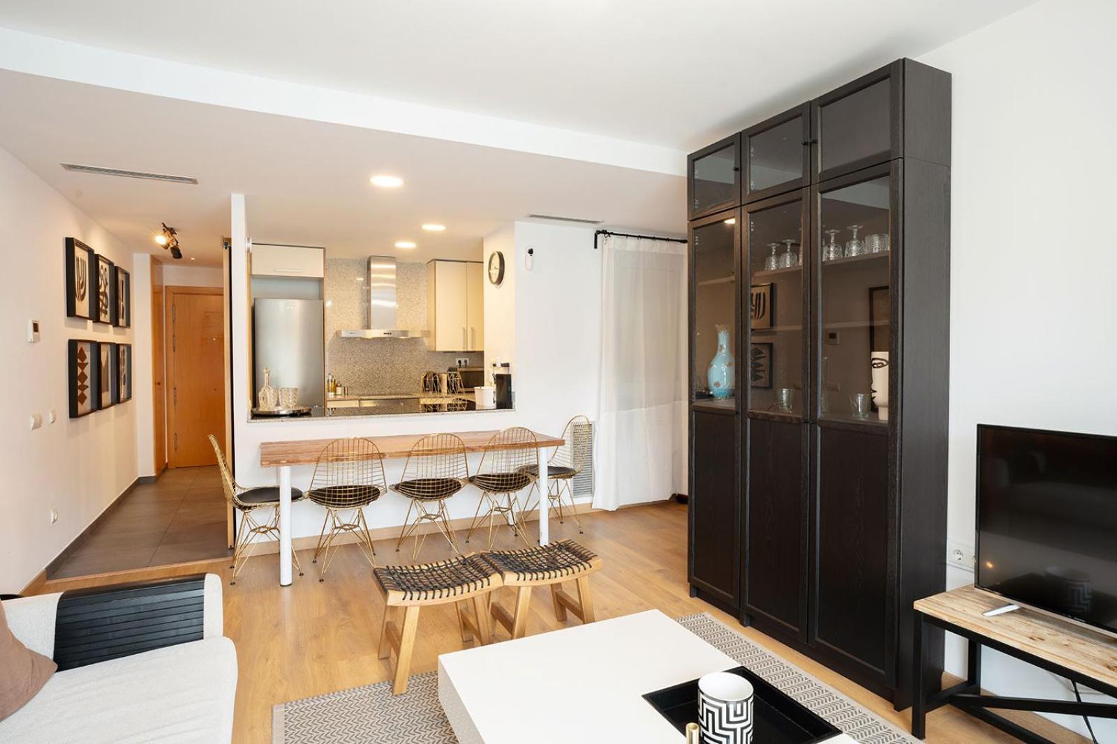 Modern Apartment Near Pl. Espana Barcelona Exterior photo